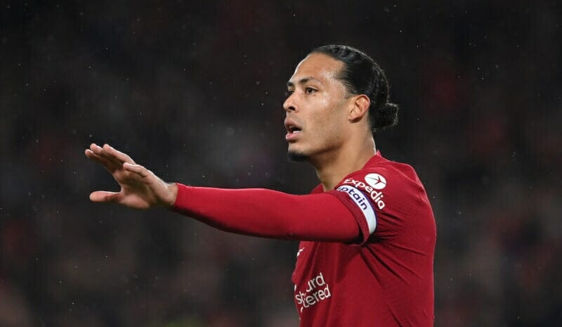 Van Dijk cho rằng mình quá sức