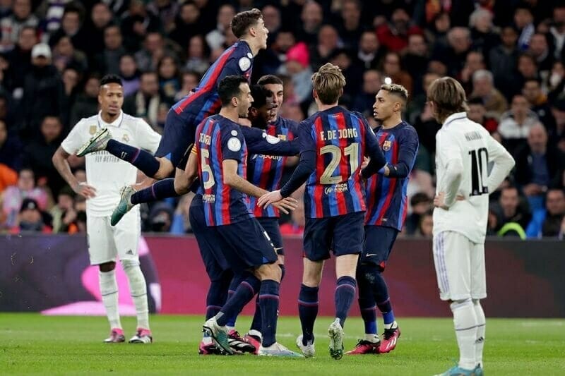 Barca đang nắm lợi thế trước Real trước trận lượt về