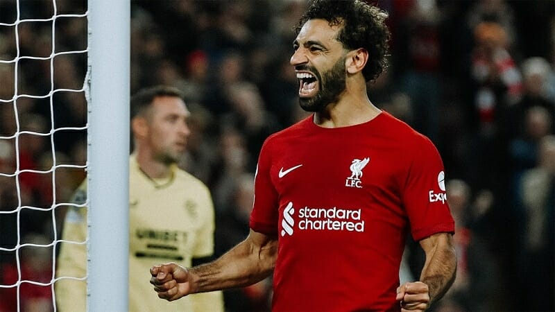 Salah là người duy nhất không chơi cho thành Manchester trong top 5 cầu thủ lương cao nhất EPL