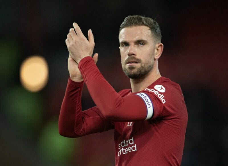 Henderson đóng vai trò như người giữ lửa phòng thay đồ