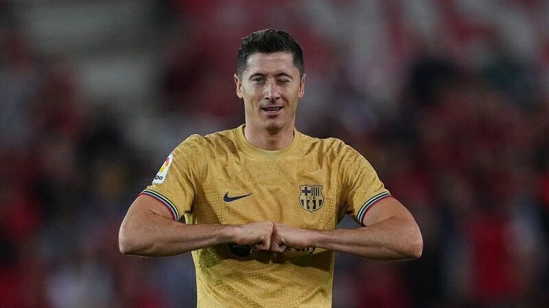 Lewandowski đang dẫn đầu giải đấu ở phương diện ghi bàn