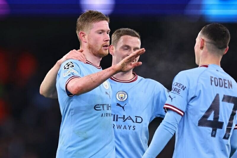 De Bruyne cũng đã điền tên mình lên bảng tỷ số