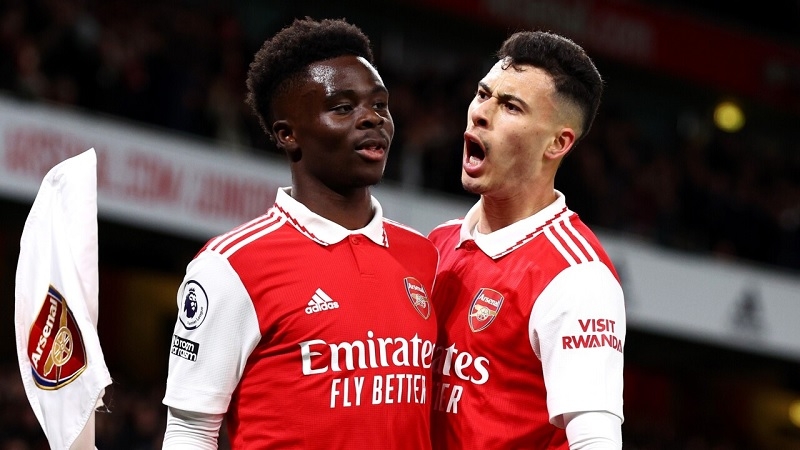 Đội hình Arsenal không có kinh nghiệm đua vô địch như Man City