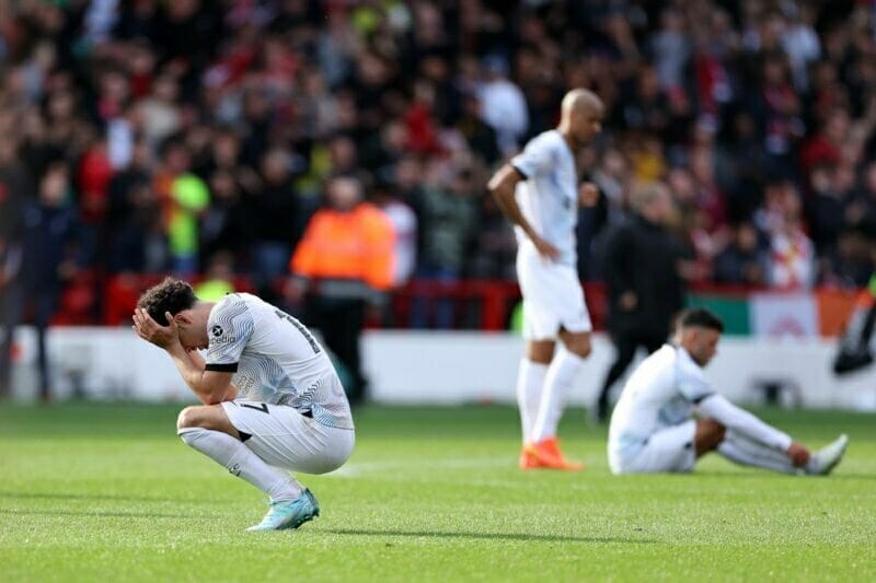 Liverpool phơi áo trước Nottingham Forest trên SVĐ City Ground