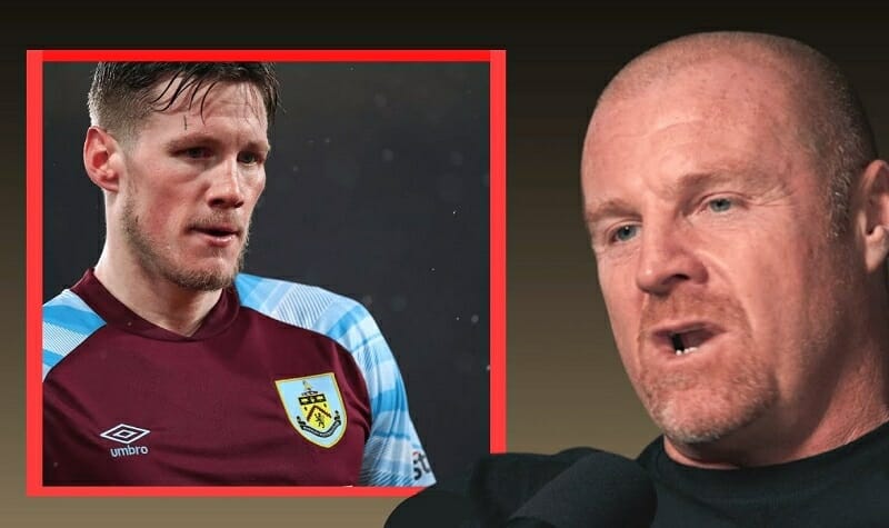 Dyche và Weghorst có điểm chung là từng làm việc tại Burnley