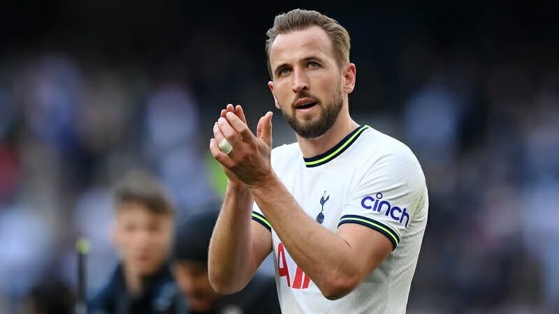 Chủ tịch Levy tin Harry Kane có thể giành danh hiệu tại Spurs