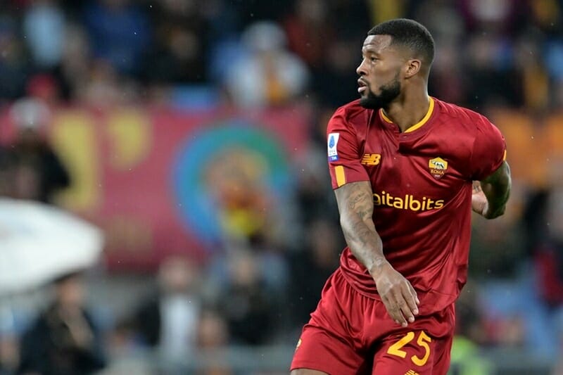 Wijnaldum mở ra chiến thắng cho Roma