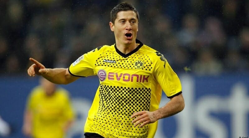 Ở lại Dortmund, Lewy tiếp tục tỏa sáng