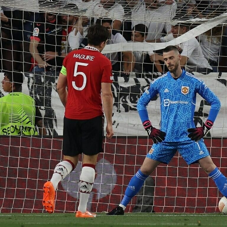 De Gea và Maguire đã mắc sai lầm trước Sevilla