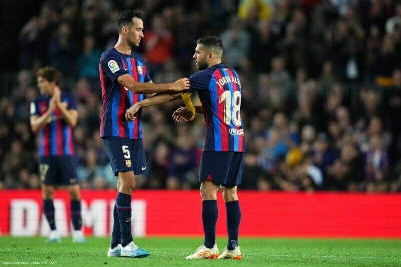 Busquets và Alba sẽ có trận đấu cuối cùng chơi trên sân nhà trong màu áo Barcelona