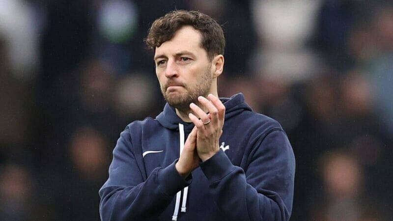 Ryan Mason cho thấy tiềm năng nhưng chưa thể gánh vác trọng trách lớn lao tại Spurs