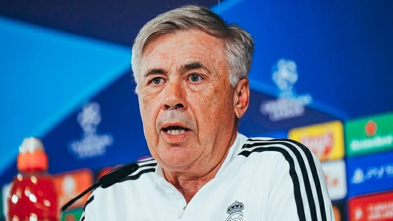 HLV Ancelotti đánh giá cao Man City trước đại chiến