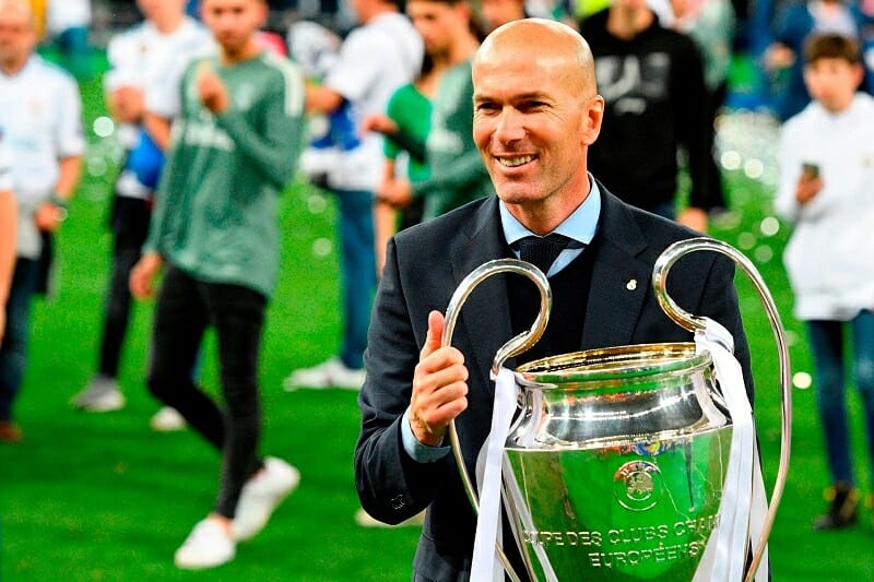 Zidane là HLV vô địch nhiều trận chung kết nhất