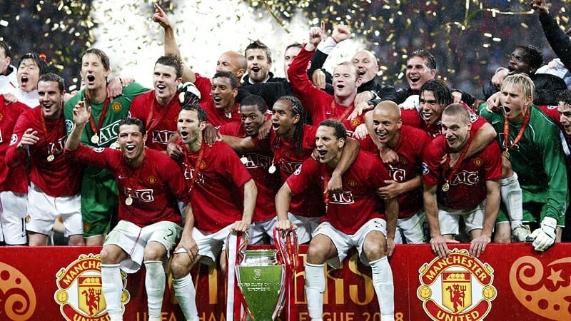 Man United hơn hẳn với chiếc cúp Champions League