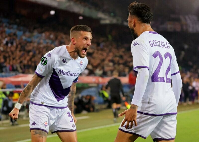 Gonzalez là người hùng của Fiorentina trong quãng thời gian thi đấu chính thức