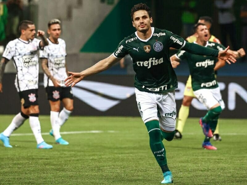 Palmeiras hướng đến ngôi đầu