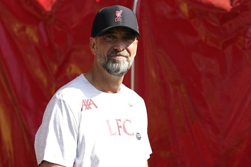 HLV Jurgen Klopp muốn cải tổ tuyến giữa của Liverpool.