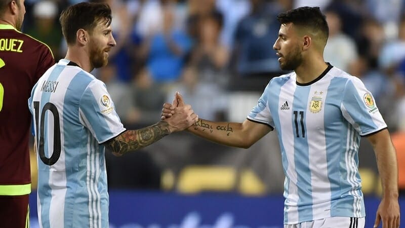 Aguero ủng hộ quyết định của Messi 