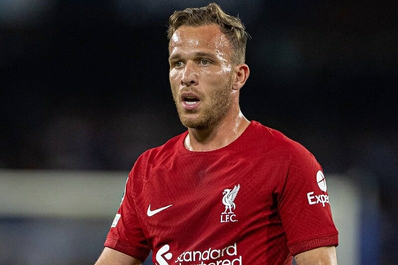 Arthur vừa có một mùa giải thảm họa trong màu áo Liverpool