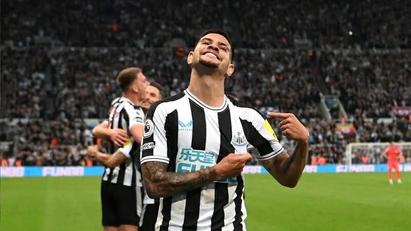 Bruno không muốn rời Newcastle