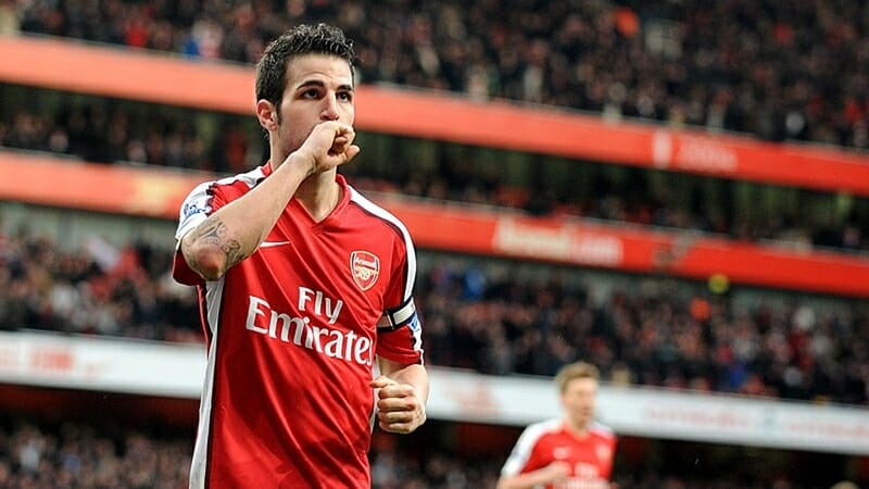 Fabregas khoác áo cả Arsenal và Chelsea