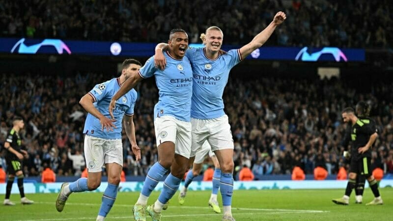 Man City đã trả món nợ từ Real