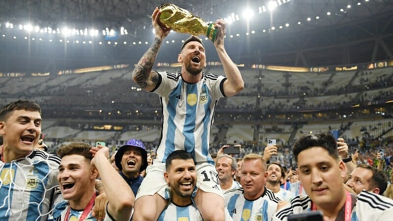 Messi cùng Argentina vô địch World Cup 2022