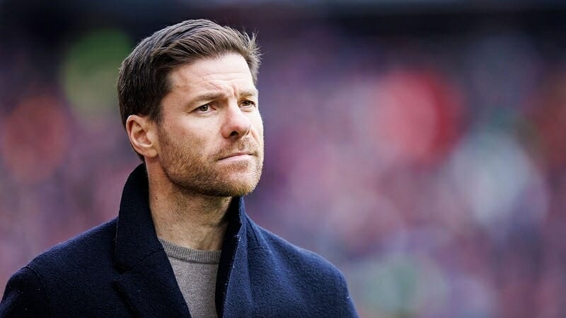 Xabi Alonso là ứng viên hàng đầu thay Ancelotti