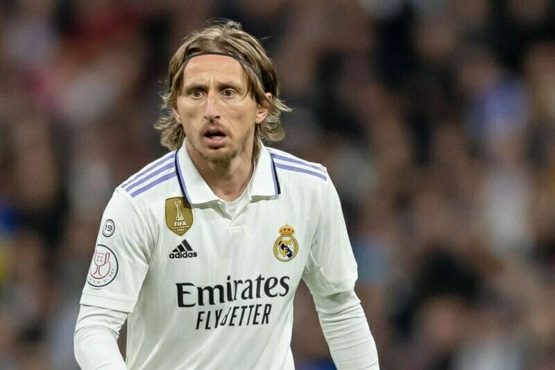 Modric từ chối đề nghị từ Ả Rập Xê Út