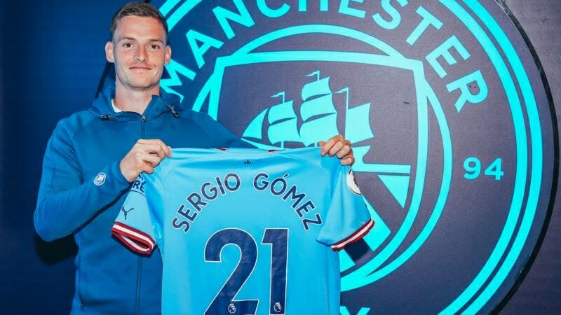 Màn trình diễn tốt tại U21 Euro có thể giúp Sergio Gomez ra sân nhiều hơn trong màu áo Man City