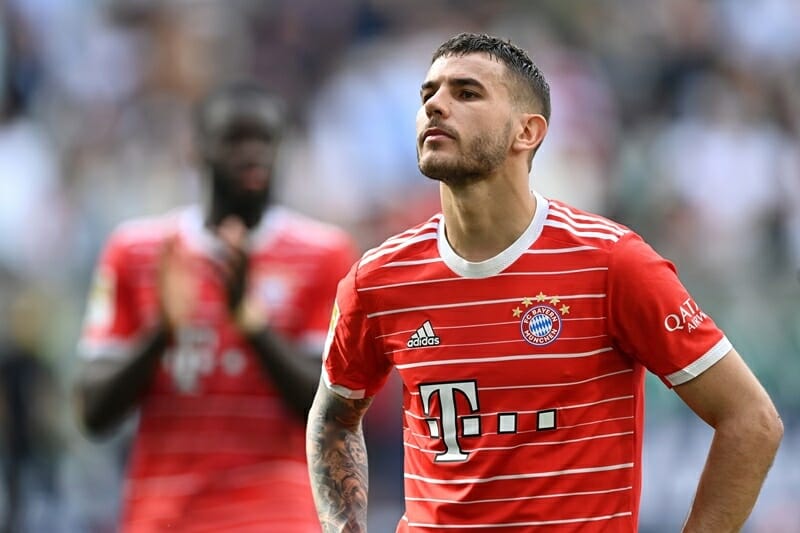 PSG đón Lucas Hernandez từ Bayern.