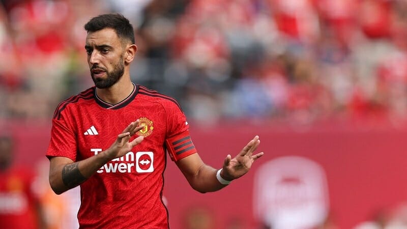 Bruno Fernandes là tân đội trưởng của Man United