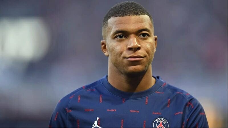 PSG hết kiên nhẫn với Mbappe.