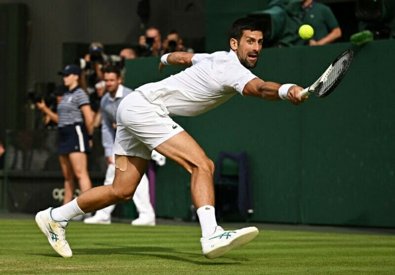 Djokovic gặp vô vàn khó khăn trước sức trẻ của Alcaraz