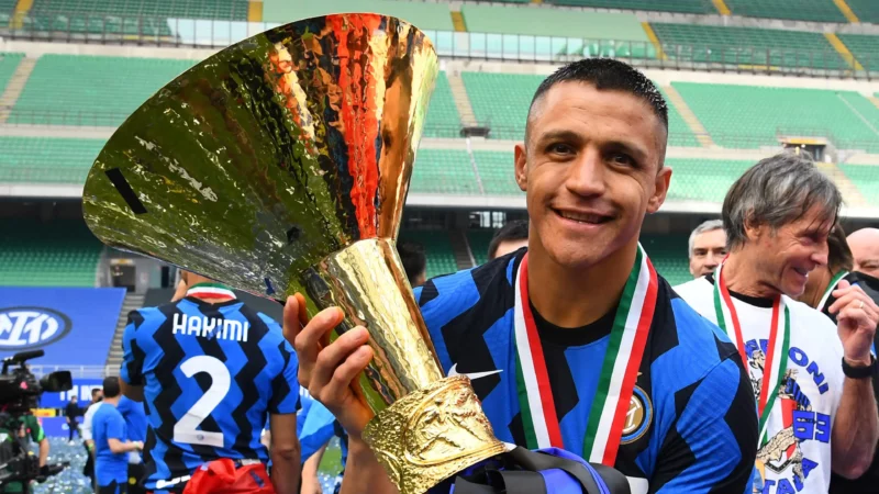 Sanchez từng giành scudetto cùng Inter