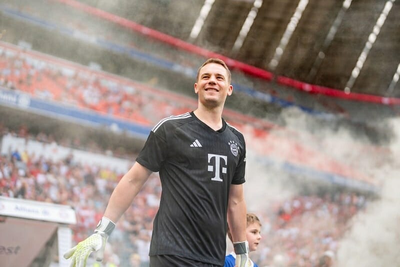 Quá trình bình phục của Manuel Neuer diễn ra khá chậm.