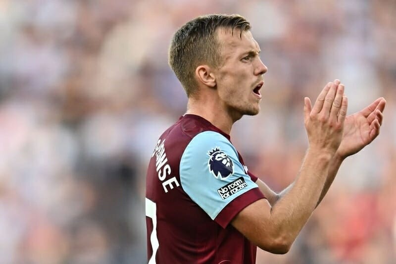 Ward-Prowse vừa tỏa sáng trước Chelsea