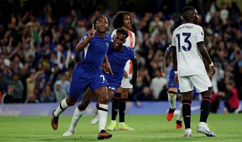 Jackson và Sterling ghi bàn giúp Chelsea giành thắng lợi