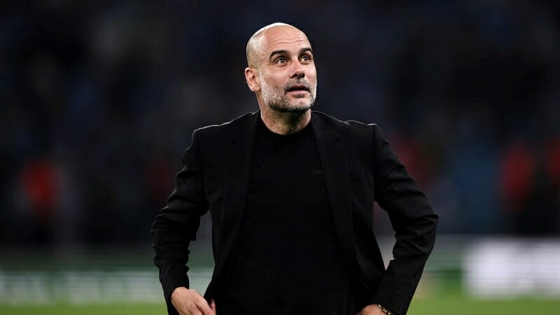 HLV Pep Guardiola không tin vào kỳ tích ăn 3 lần nữa