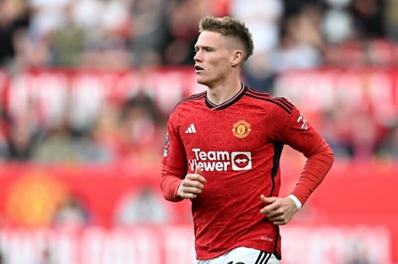 Man Utd có thể bán McTominay cho Bayern.