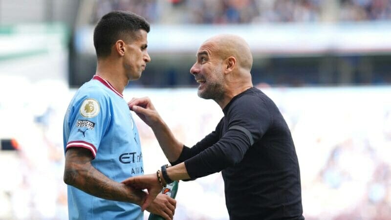 Cancelo có mâu thuẫn không thể hàn gắn với Pep