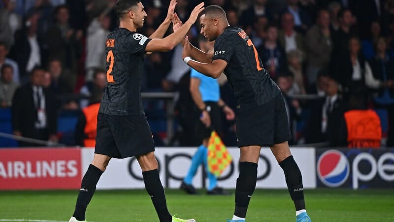 Hakimi và Kylian Mbappe cùng nổ súng