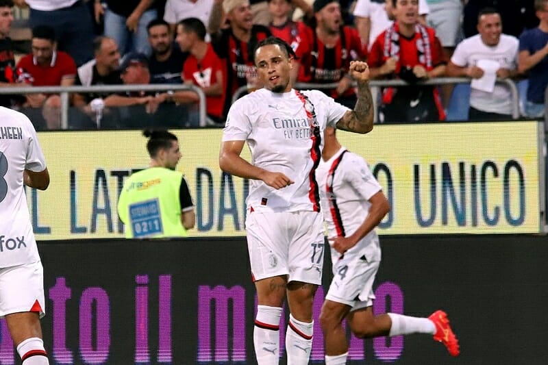 AC Milan không gặp quá nhiều khó khăn trước Cagliari.