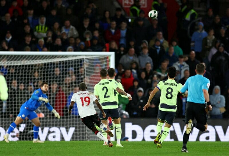 Man City gục ngã tại St Mary mùa trước đầy bất ngờ