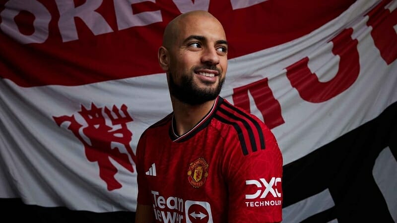 Amrabat được cho là chuẩn bị ra mắt Man United