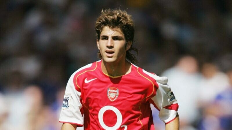 Fabregas trở thành thủ lĩnh Arsenal từ rất trẻ