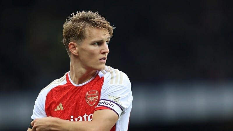 Odegaard là người ít nói trong mắt Jesus