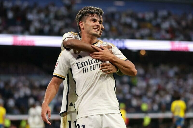 Brahim Diaz khai thông thế bế tắc cho Real Madrid trước Las Palmas.