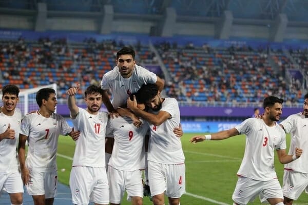 Olympic Iran thể hiện phong độ thuyết phục tại ASIAD 19. 