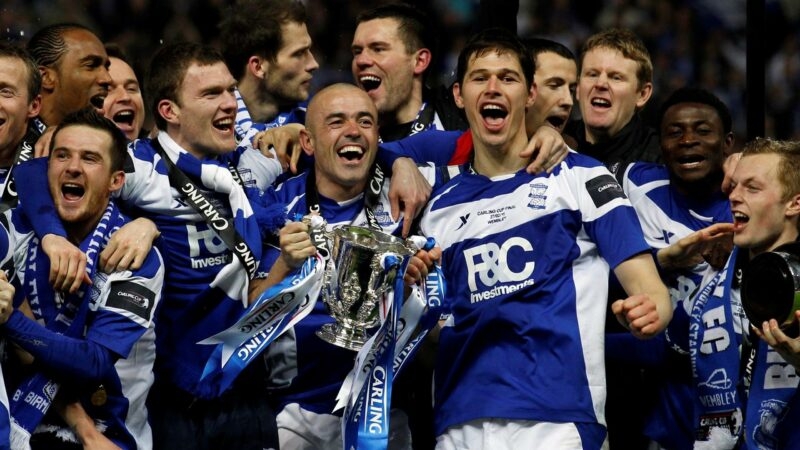 Birmingham từng vô địch League Cup năm 2011 khi đánh bại Arsenal ở chung kết